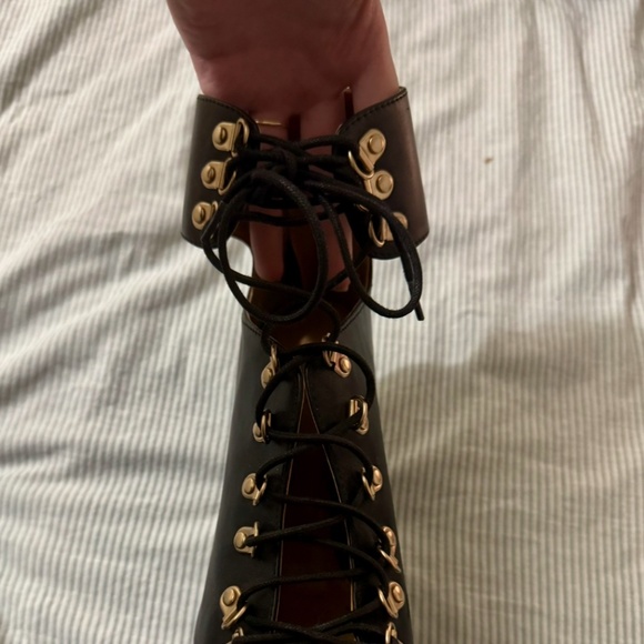 Sexy Stappy Laceup Heels - Picture 3 of 3